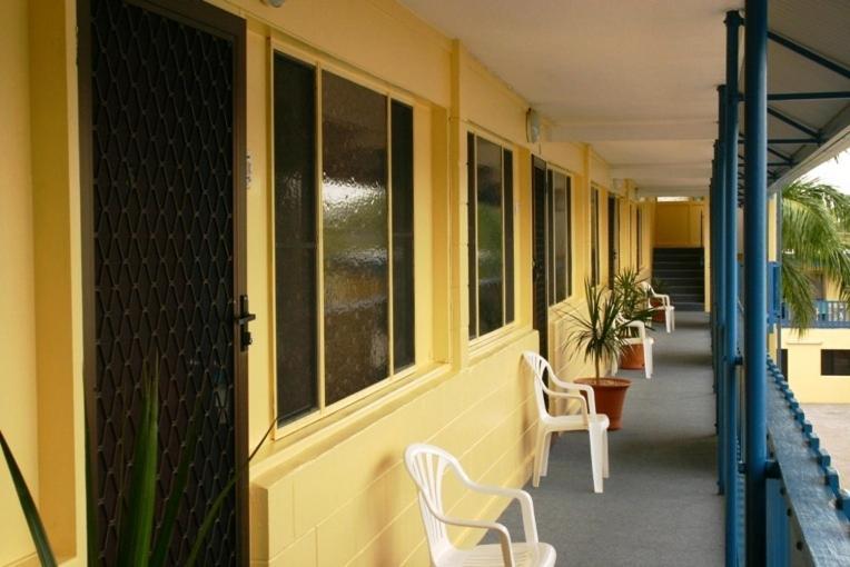 Sky View Units Bowen Aparthotel Quarto foto