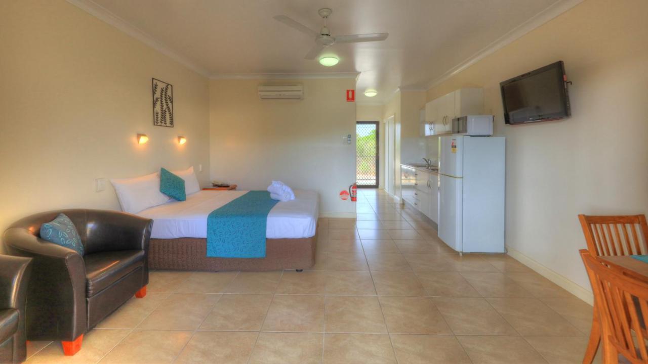 Sky View Units Bowen Aparthotel Exterior foto